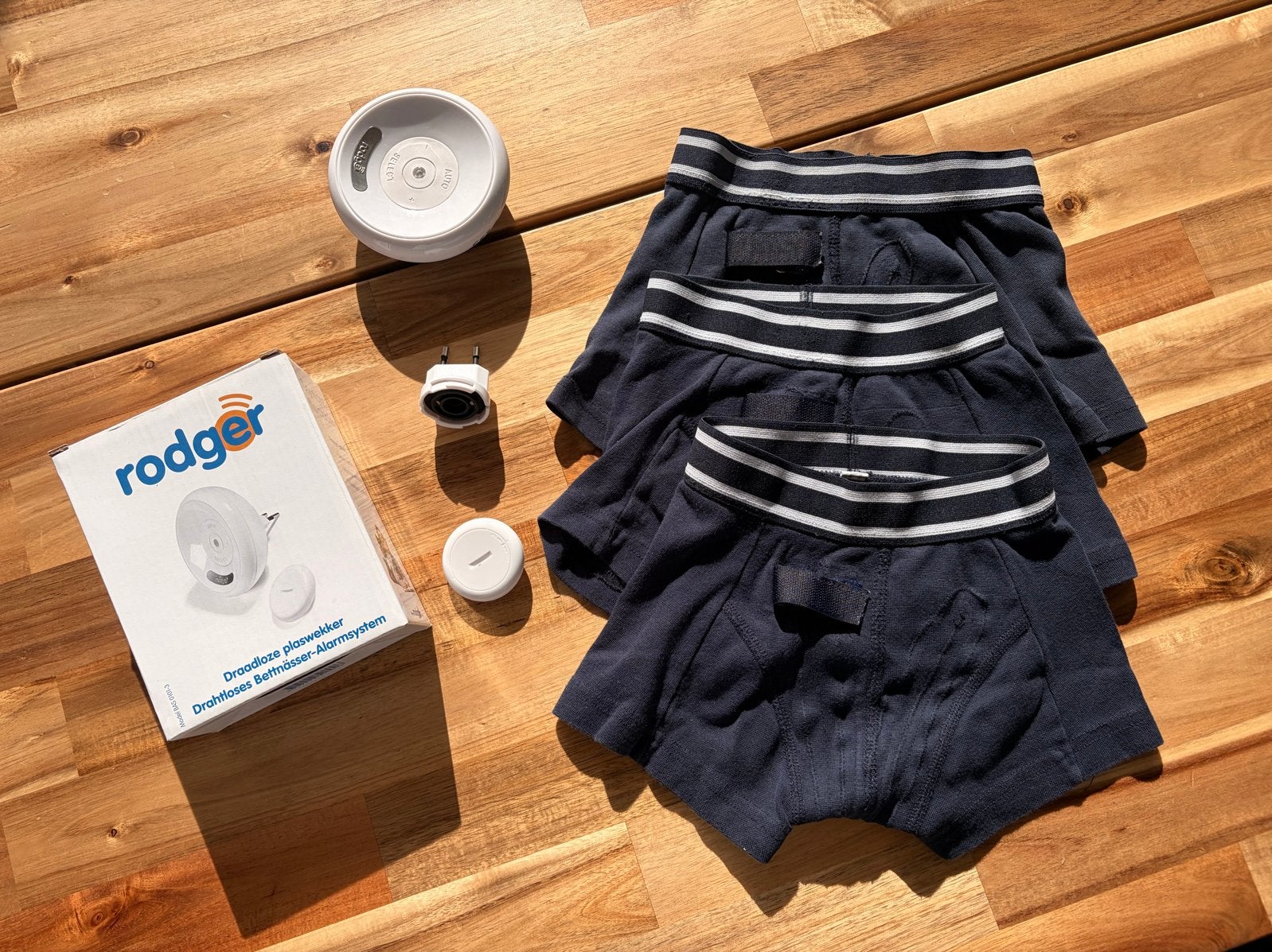 Rodger Draadloze Plaswekker Systeem met 3 Boxers maat 128, Kinderen en Baby's, Kinderspulletjes, Ophalen, Gebruikt