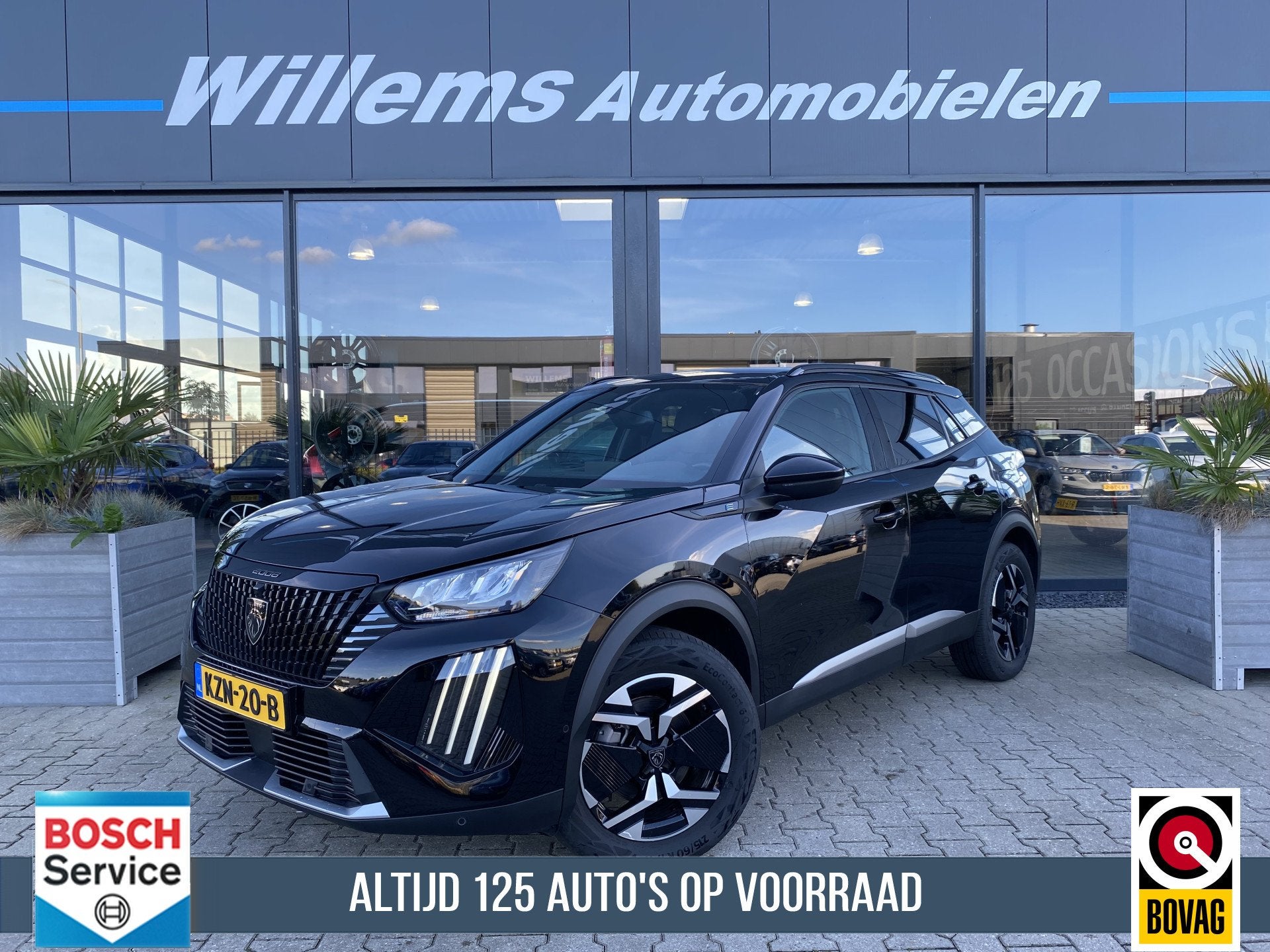 Peugeot e-2008 EV Active Pack 50 kWh 360' Camera, Adaptive C, Auto's, Gebruikt, Zwart, Met garantie (alle), Adaptive Cruise Control