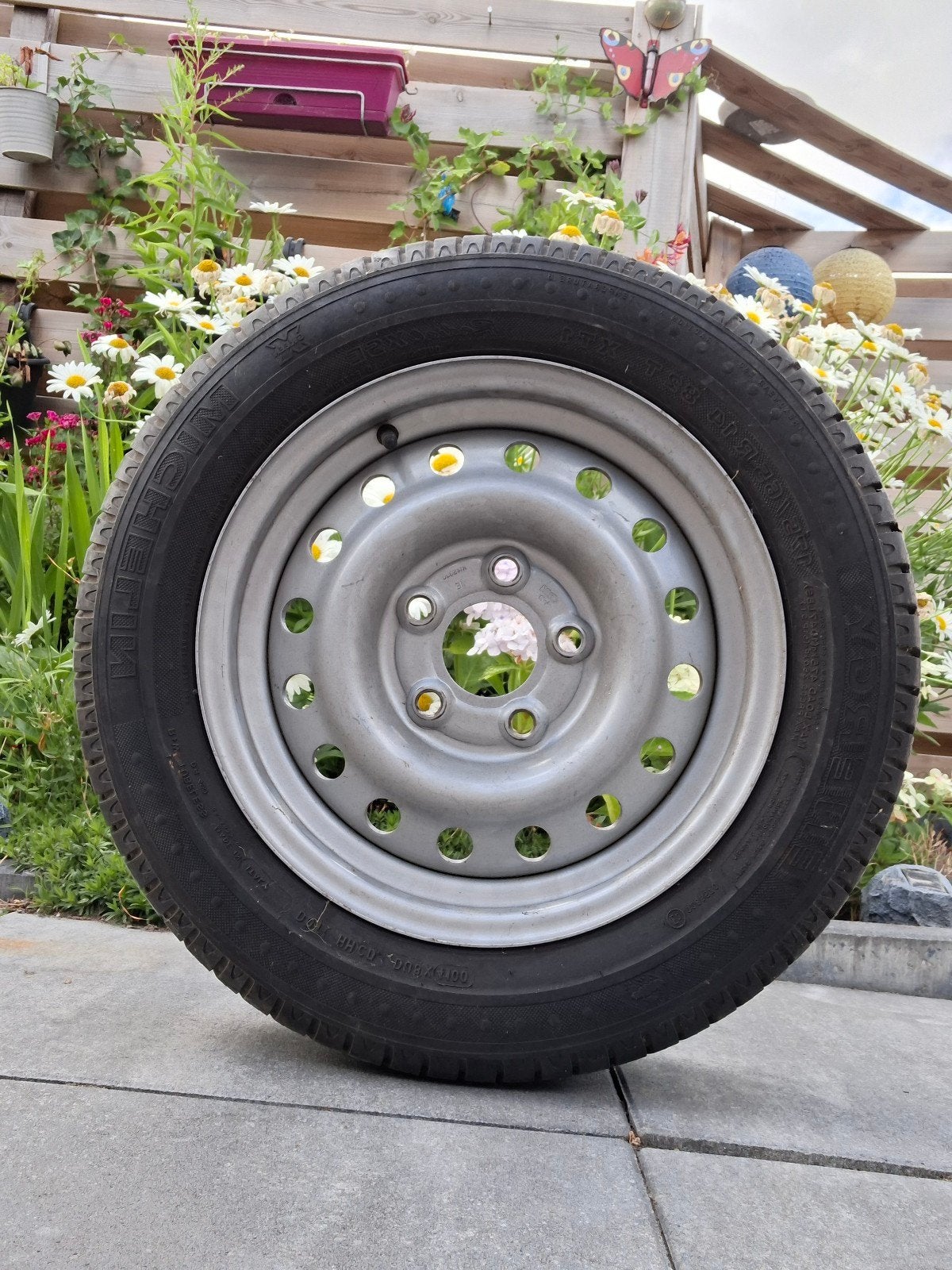 Band met velg 175/65 voor redelijk bod., Ophalen