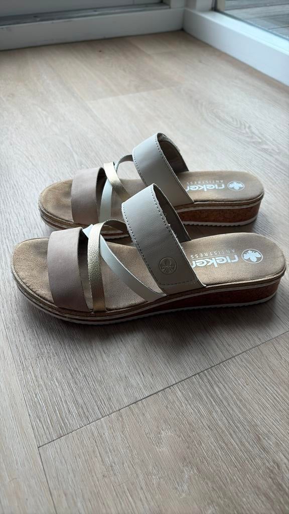 Rieker slippers 39, Ophalen of Verzenden, Gedragen