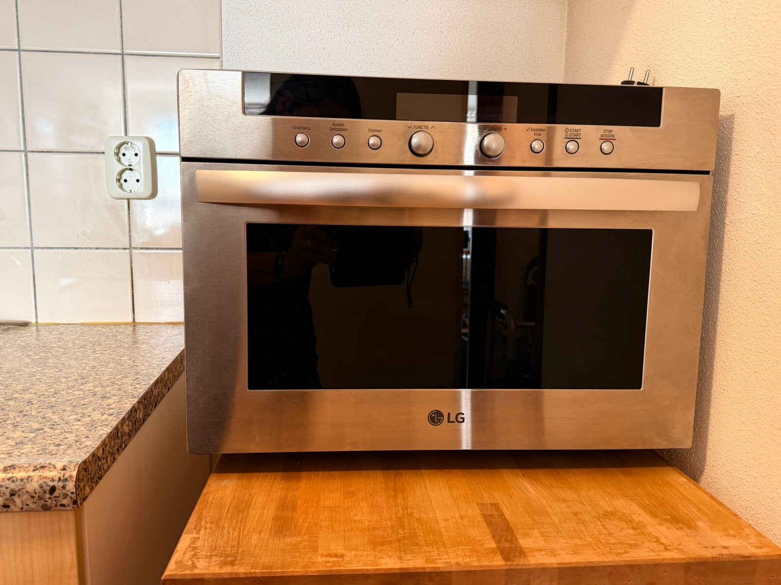 LG combimagnetron MA3884VC, Ophalen, Minder dan 45 cm, Combi-oven, Draaiplateau