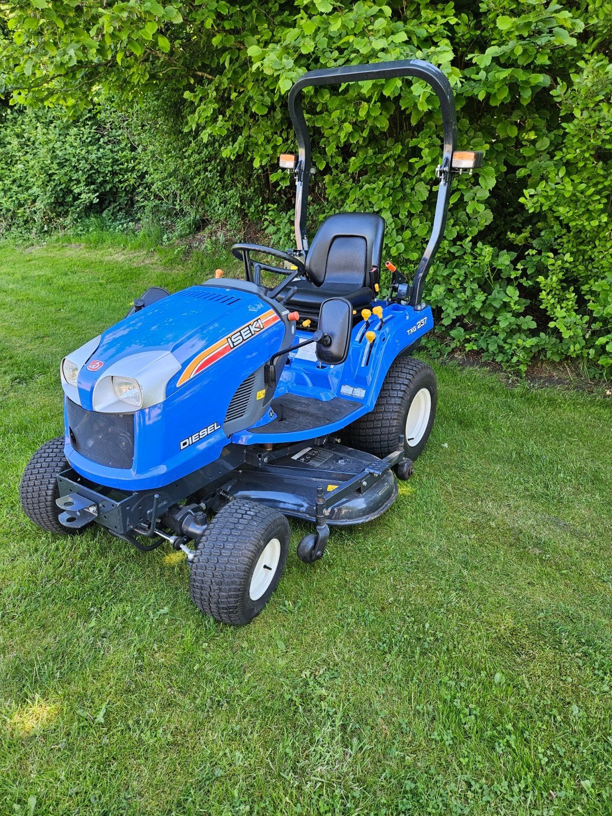 iseki txg diesel zitmaaier hst Minitrekker Minitraktor 4wd, Ophalen of Verzenden, Zo goed als nieuw, Mulchfunctie, 120 cm of meer