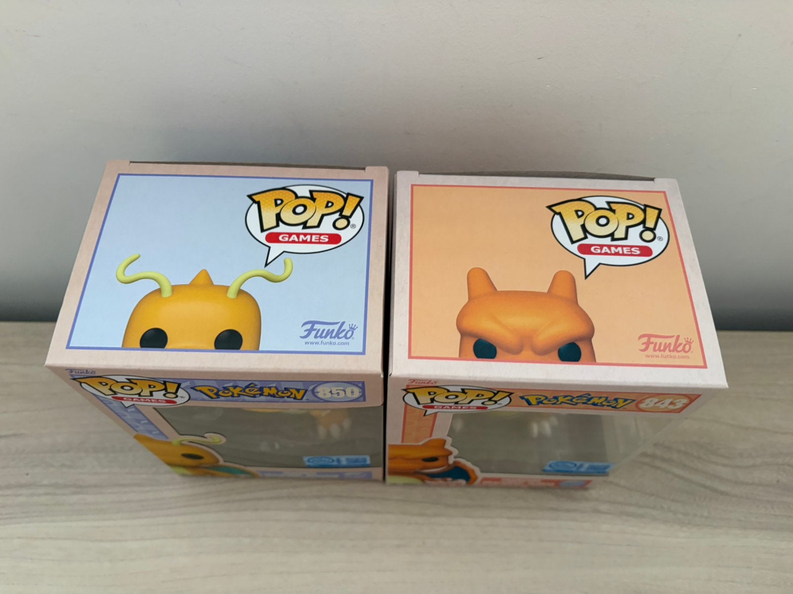 Funko Pop Charizard 843 & Dragonite 850 Soft Color Set of 2, Verzamelen, Funko Europe, Ophalen of Verzenden, Zo goed als nieuw