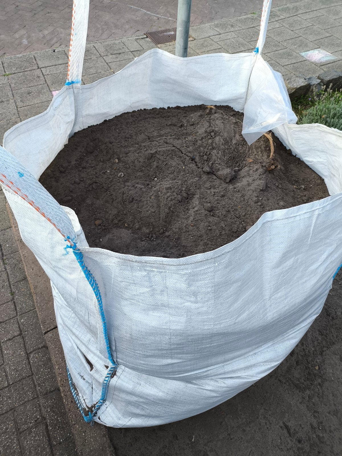 Gratis: Big Bag zwart zand, Ophalen, Overige typen