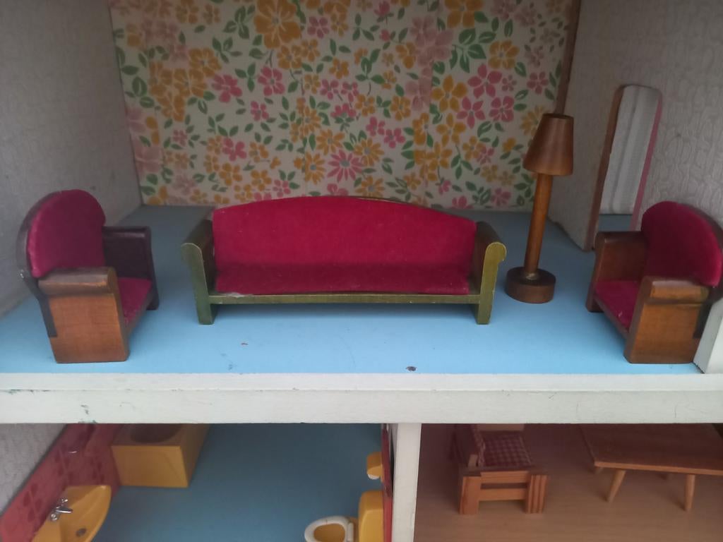 Poppenhuis Bankstel en lampje, Ophalen of Verzenden, Zo goed als nieuw, Poppenhuis