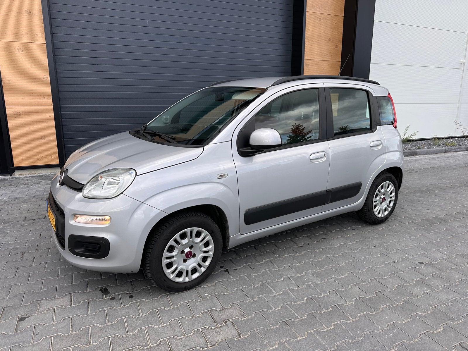 Fiat Panda Twinair Turbo 80PK Dualogic 2015 edizione Cool, Auto's, Stof, 40 €/maand, Panda, Origineel Nederlands