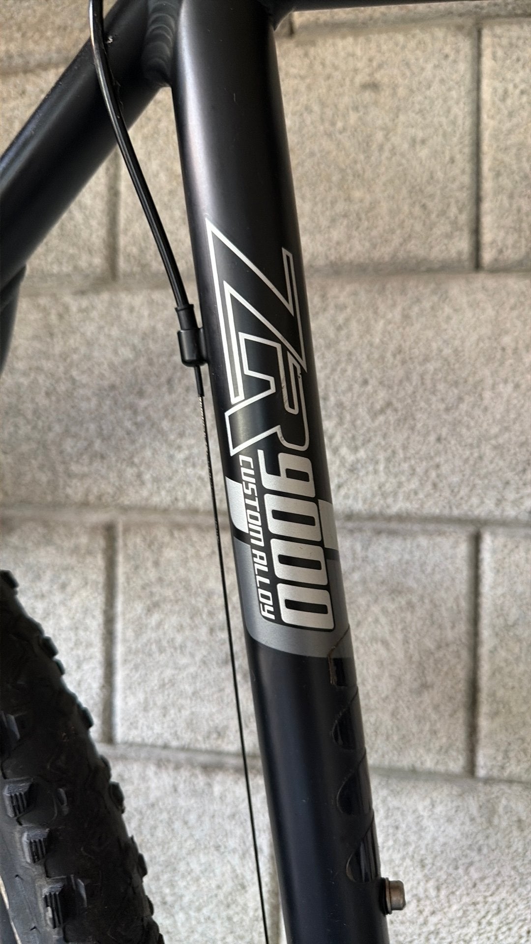 Foto 3 van Trek 8500 Mountainbike - Klaar voor het avontuur!