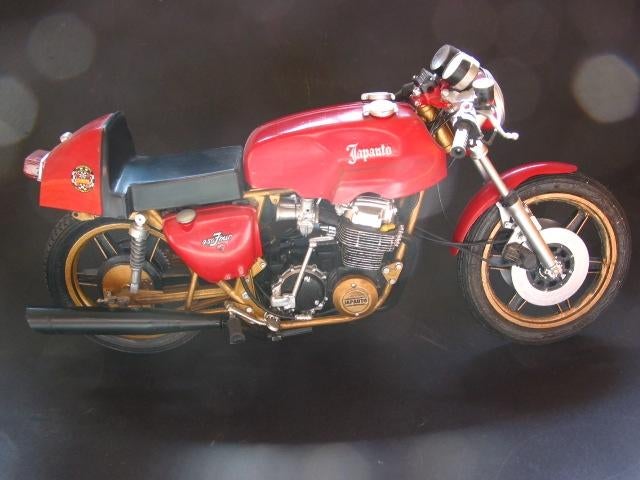 Japauto Honda 900 CC  schaal 1/8, Overige merken, Gebruikt, Ophalen of Verzenden, Groter dan 1:32