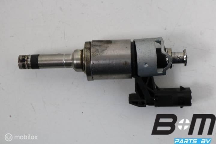 Verstuiver VW Golf 7 04E906036D, Gebruikt