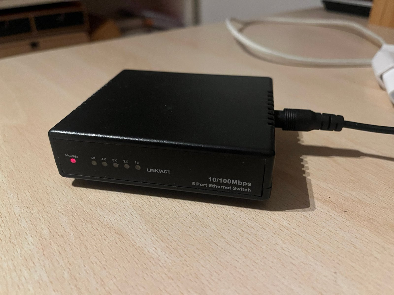 10/100Mbps 6 poort switch, Ophalen of Verzenden, Gebruikt