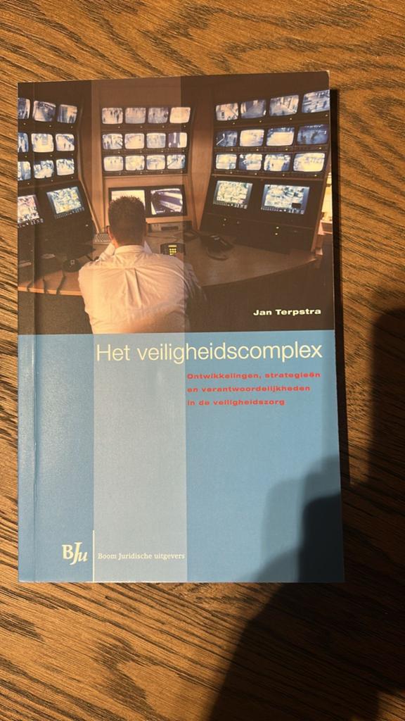 Het veiligheidscomplex - Jan Terpstra (Boom Juridische), Ophalen of Verzenden, Gamma, Zo goed als nieuw, WO