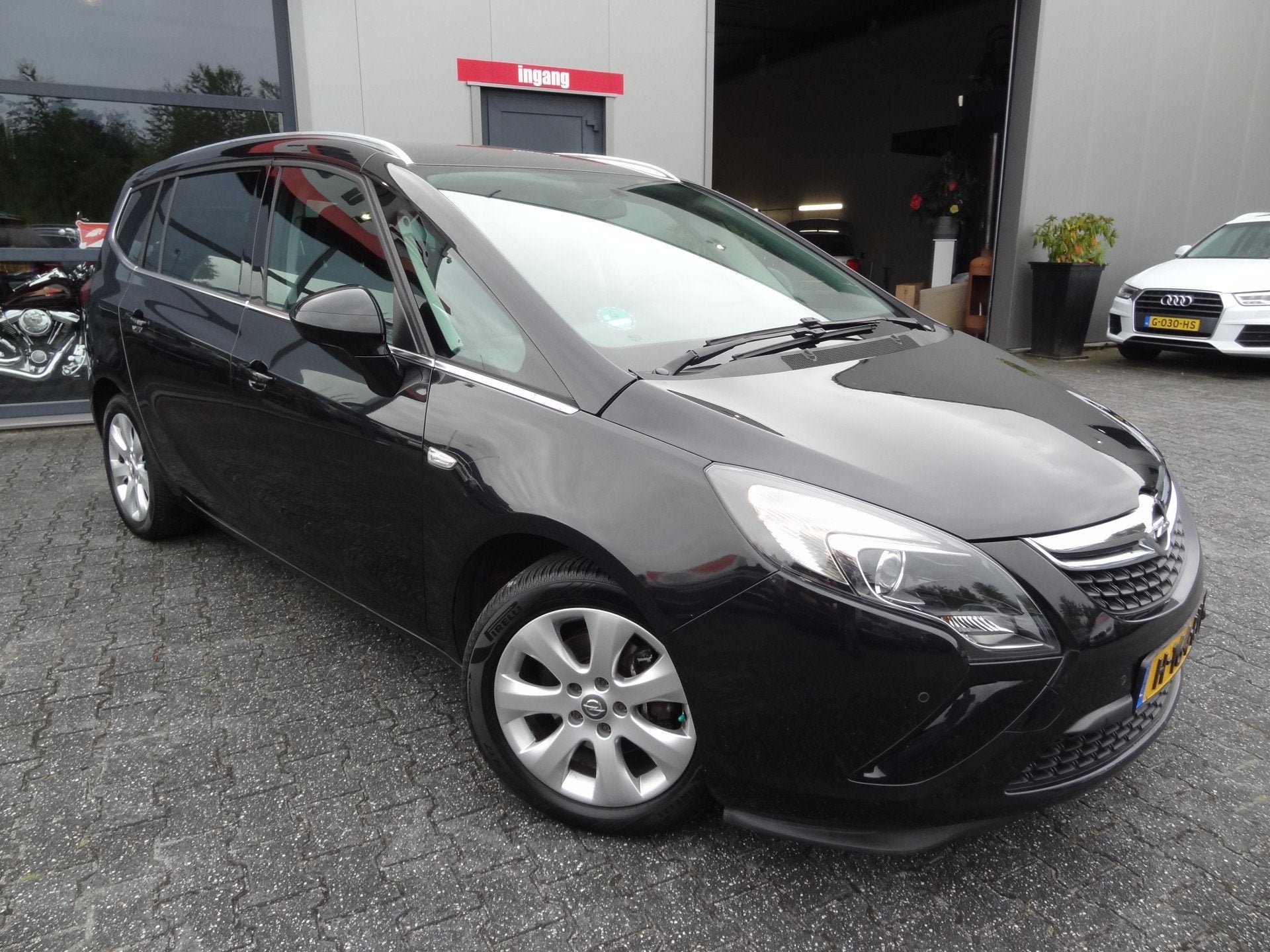 Opel Zafira Tourer 1.4 Cosmo 7p. | TREKHAAK | LMV | CRUISE |, Auto's, Opel, Voorwielaandrijving, Euro 5, 4 cilinders, 7 stoelen