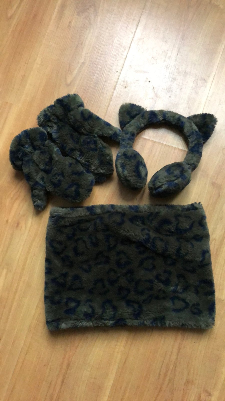 Set nepbont colsjaal wanten oorwarmers donkergroen meisje, Kinderen en Baby's, 110 t/m 116, Jongen of Meisje, Ophalen of Verzenden
