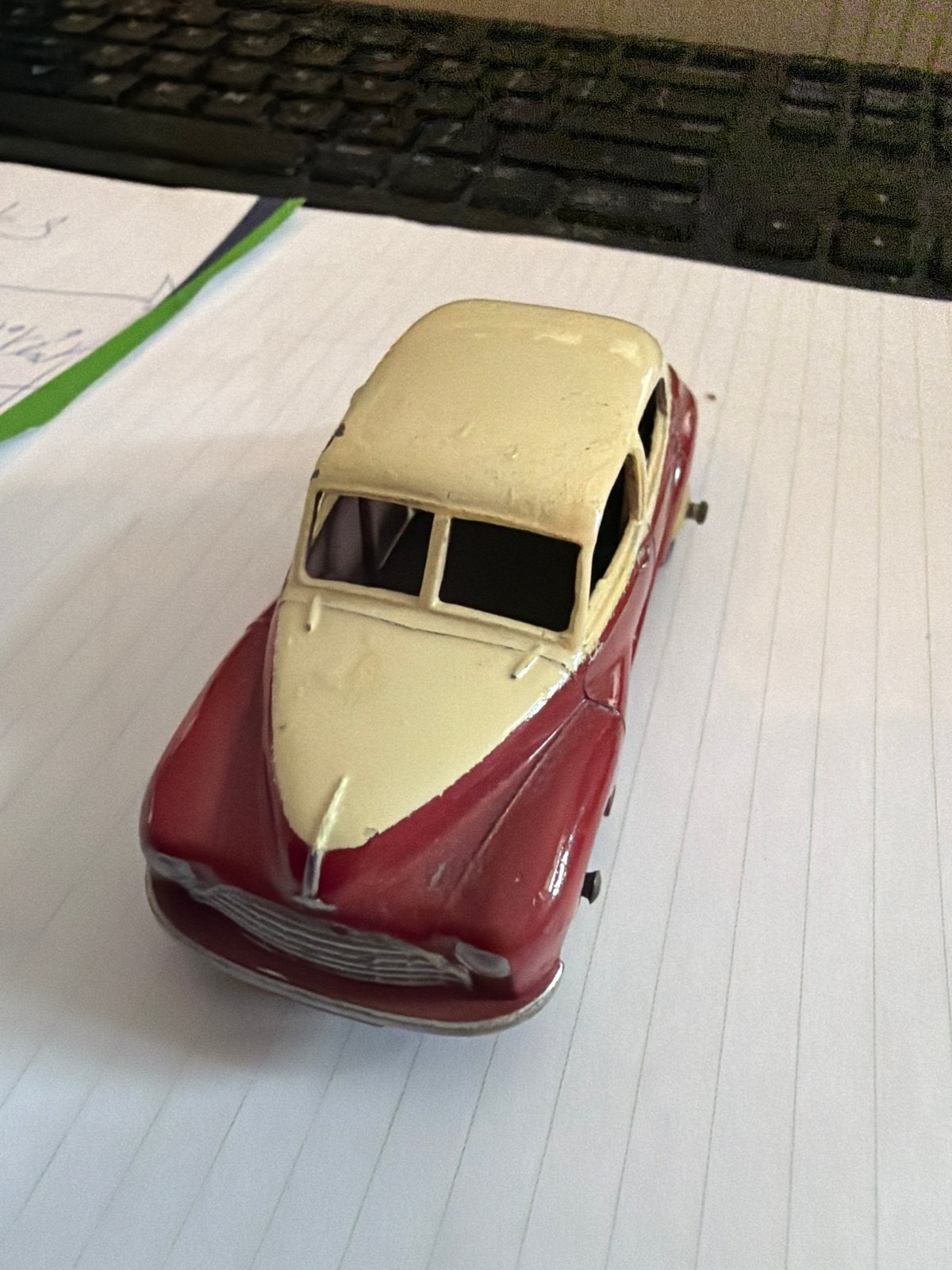 Dinky Toys Morris Oxford Tweekleurig Modelauto, Gebruikt, Auto, Ophalen of Verzenden, Dinky