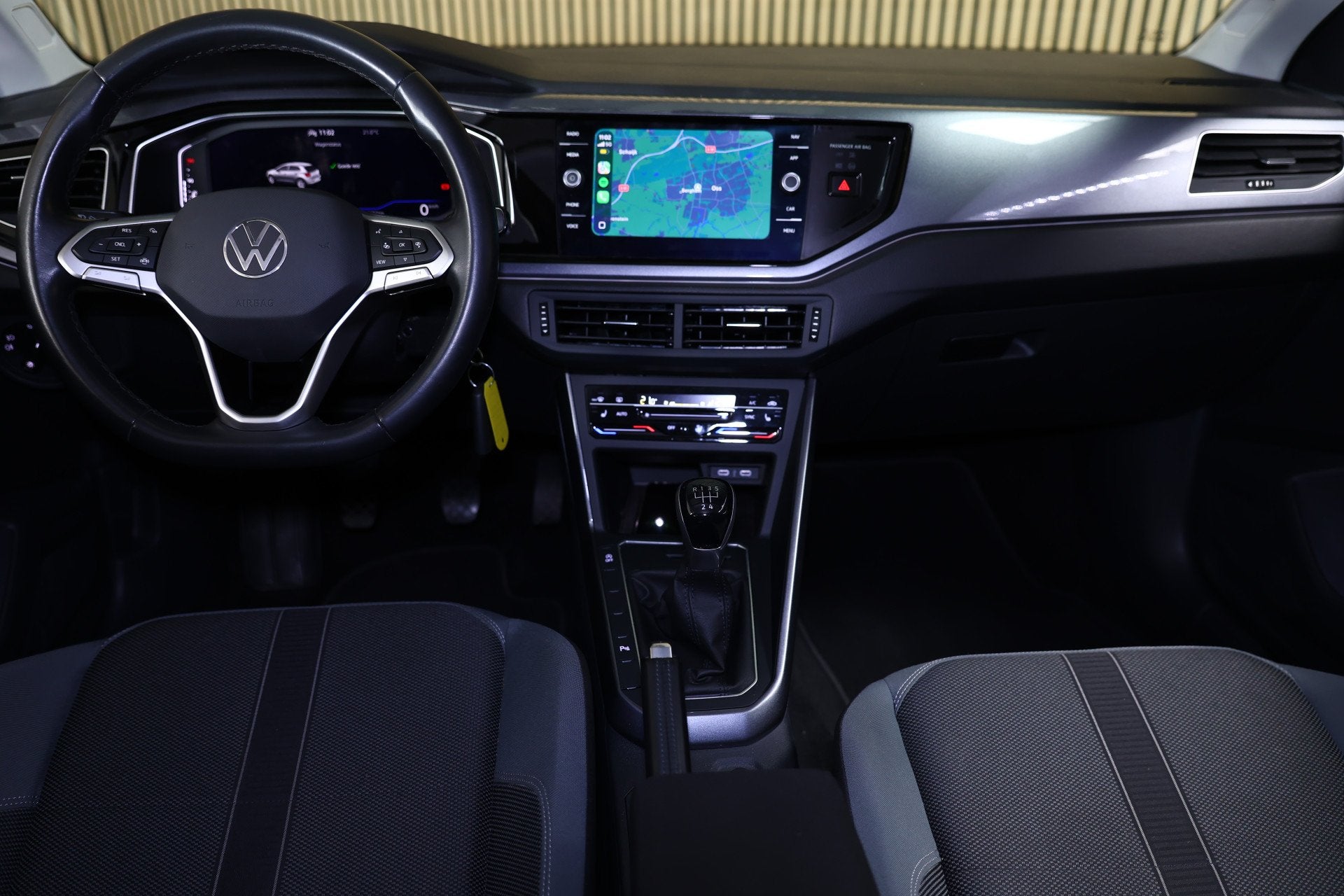Volkswagen Polo 1.0 TSI Polo CARPLAY NAVI CLIMA CRUISE PDC D, Auto's, Voorwielaandrijving, Stof, Zwart, LED verlichting