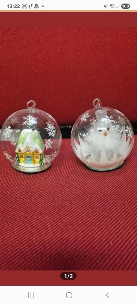 2 leuke glazen bollen kerstdecoratie met licht, Diversen, Kerst, Ophalen of Verzenden, Gebruikt