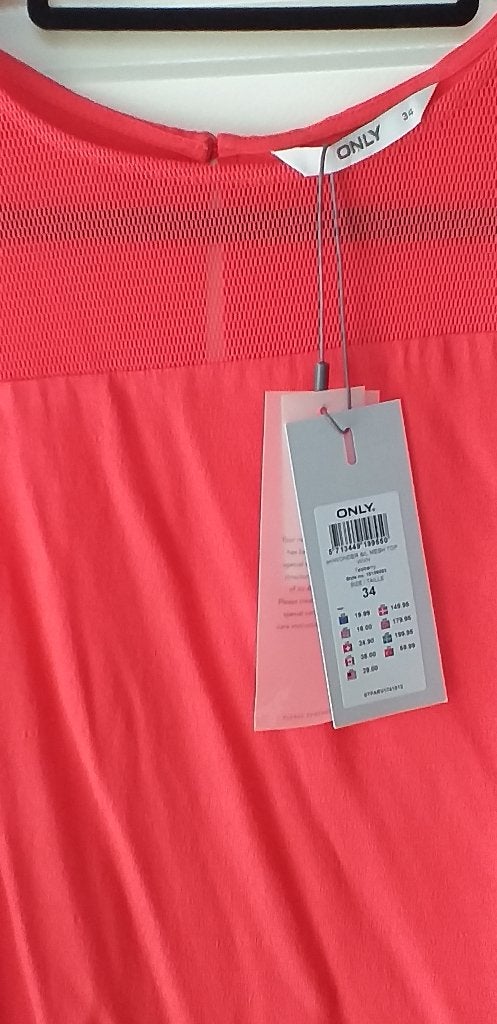 Top Maat 34 XS Only kleur Teaberry Nieuw ( Jool ), Kleding | Dames, Only, Nieuw, Ophalen of Verzenden, Zonder mouw