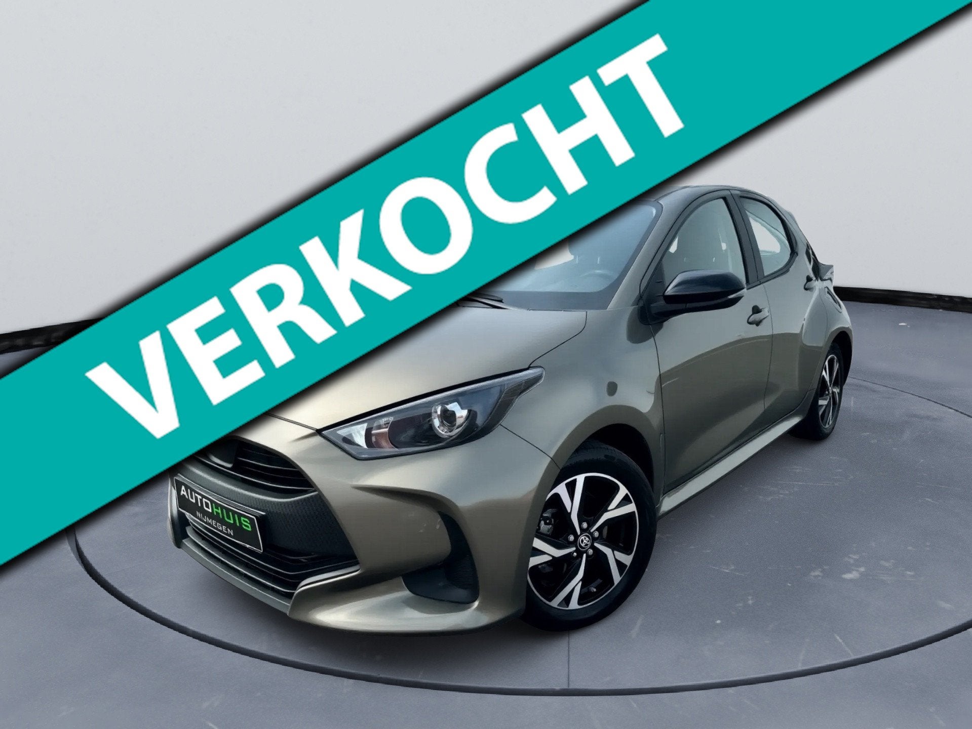 Toyota Yaris Toyota Yaris 1.5 Hybrid Comfort Automaat 116 PK, Stof, Gebruikt, Zwart, Start-stop-systeem