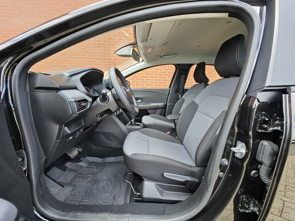 Dacia SANDERO Stepway 1.0 TCe 90 Extreme Automaat 1e eigenaa, Auto's, Euro 6, Leder en Stof, Zwart, Origineel Nederlands