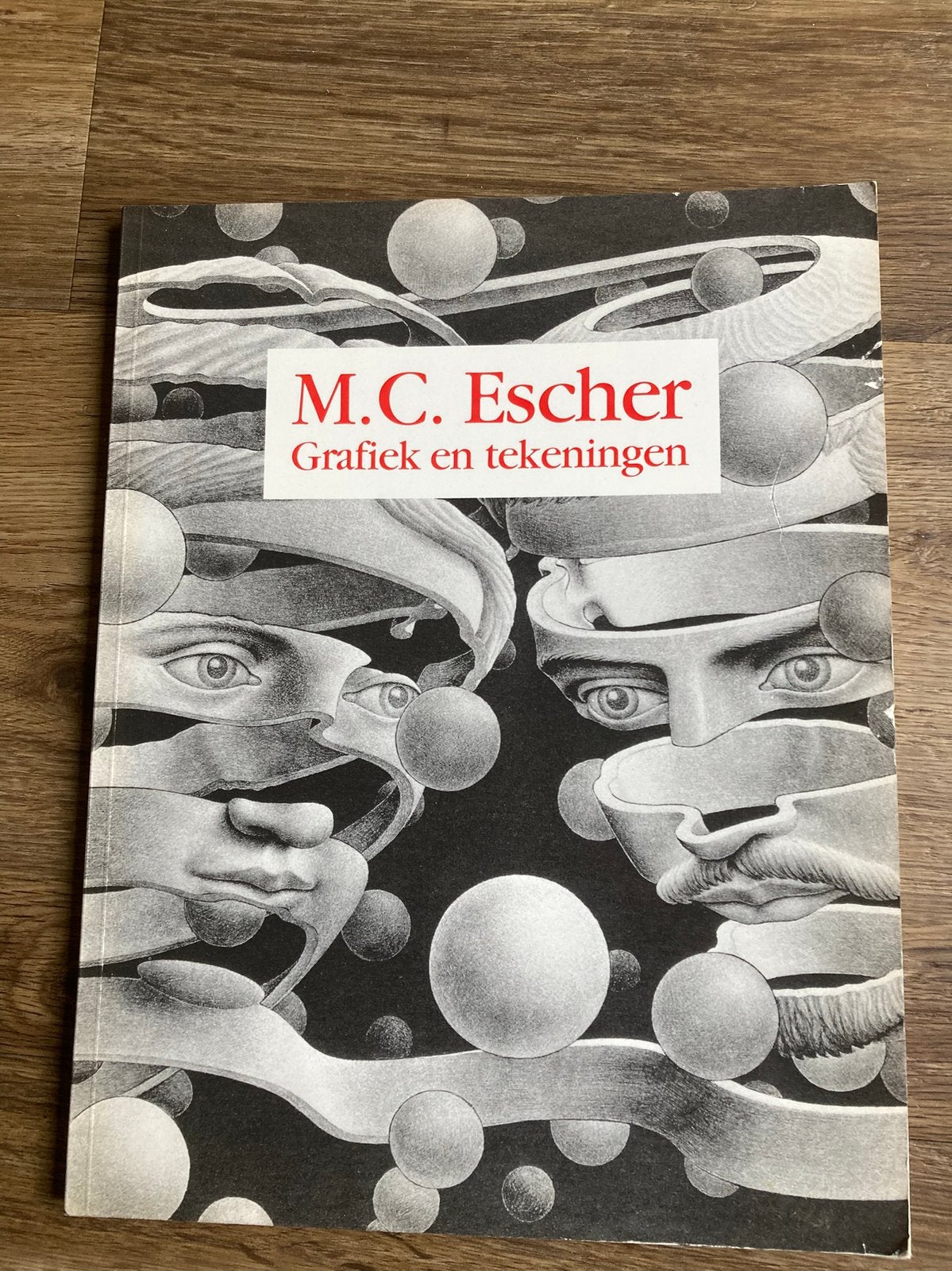 M.C. Escher Grafiek en tekeningen, Ophalen, Zo goed als nieuw