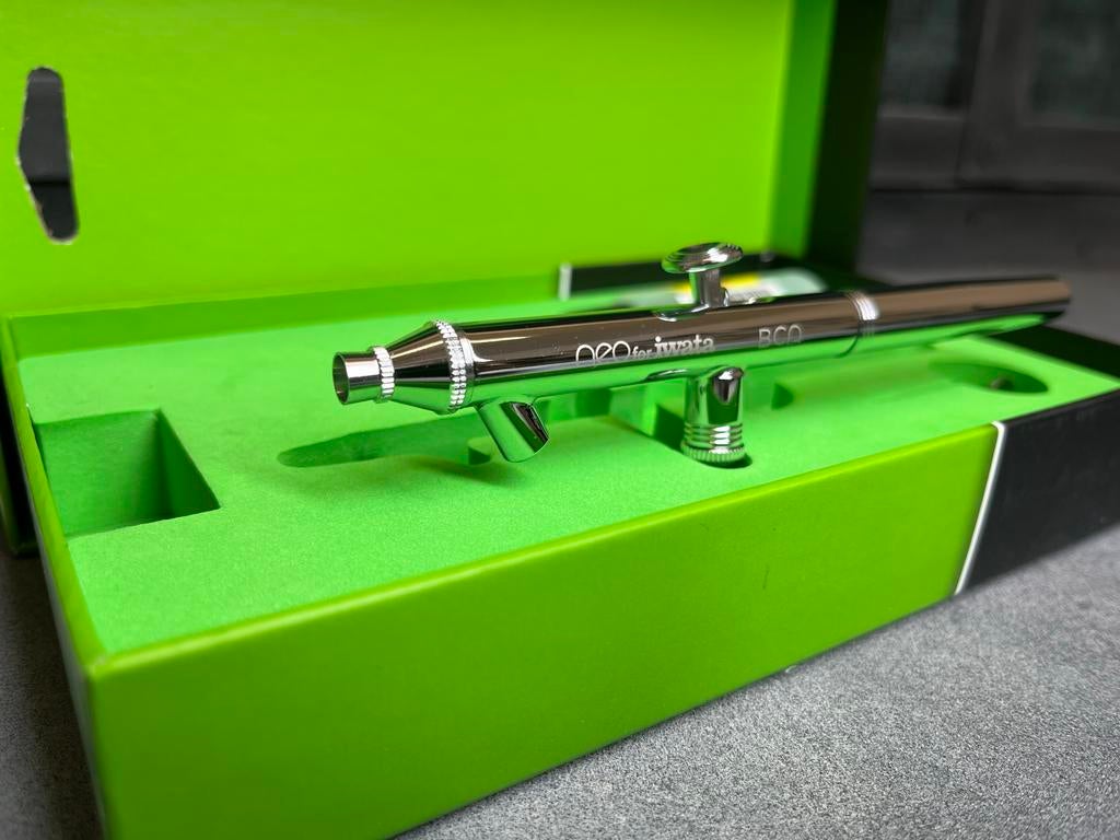Anest Iwata Neo BCN airbrush Niew met doos, Hobby en Vrije tijd, Ophalen of Verzenden, Zo goed als nieuw, Airbrush en Toebehoren