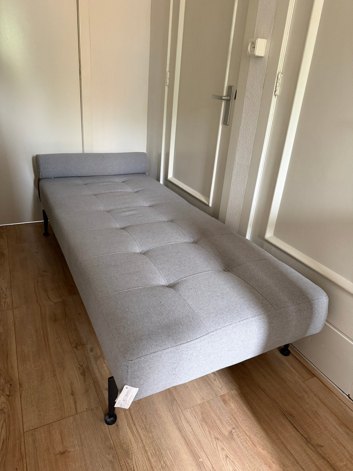 Daybed Britt grijs met kussen 180 cm karwei, Ophalen, 150 tot 200 cm, Tweepersoons, 75 tot 100 cm