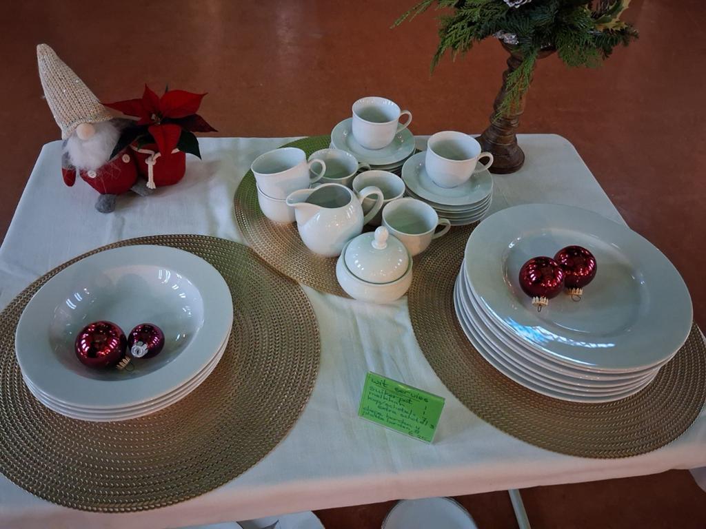 Wit servies, merk Art+Design.  21 delen, Ophalen, Zo goed als nieuw, 25 tot 50 cm, Minder dan 100 cm