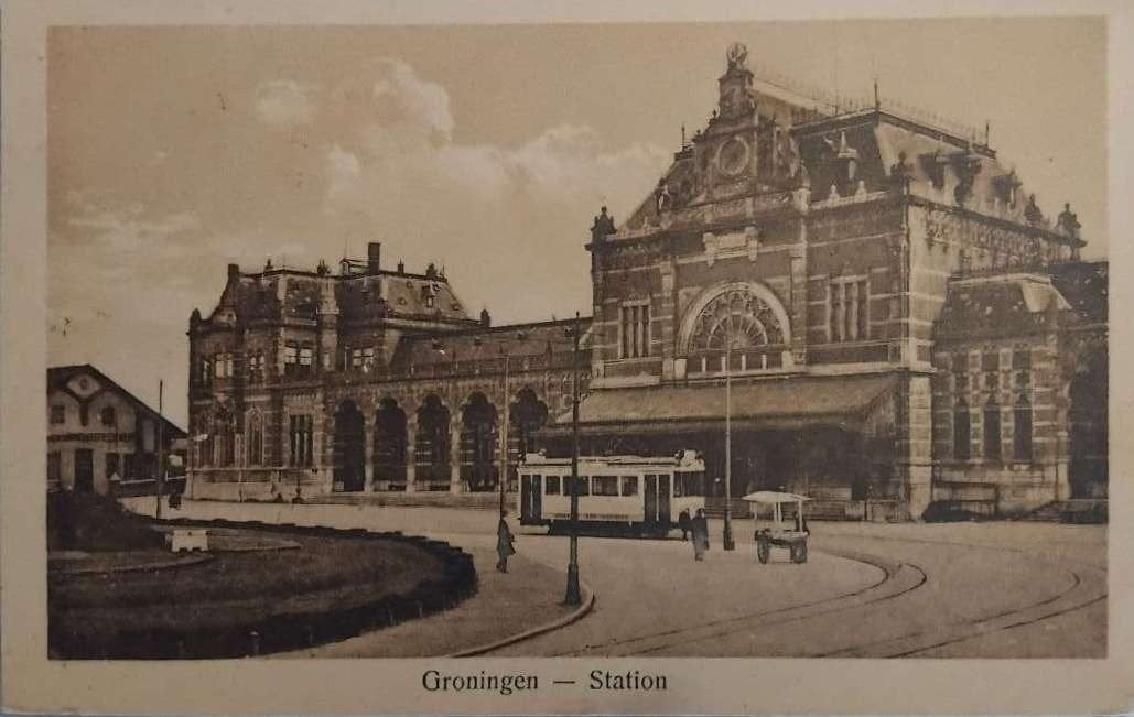 Groningen Hoofdstation met Tram - Grand Bazar Francais 1911, Ophalen of Verzenden, Voor 1920, Gelopen, Groningen