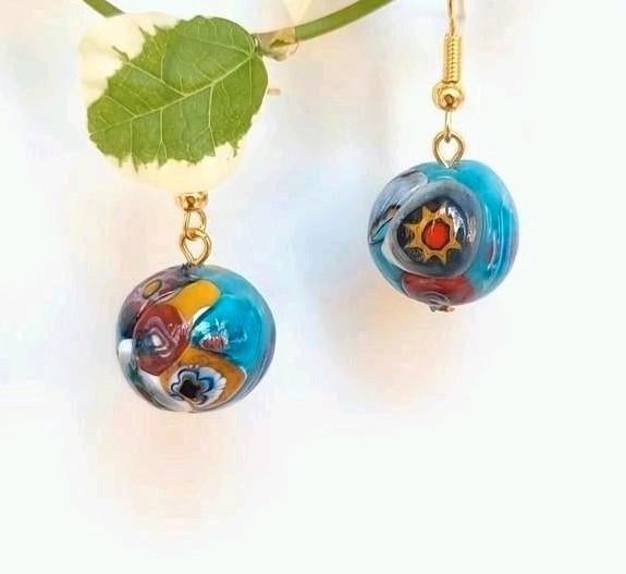 Millefiori oorbellen - vintage jaren 50, Sieraden, Tassen en Uiterlijk, Oorbellen, Ophalen of Verzenden, Zo goed als nieuw, Glas
