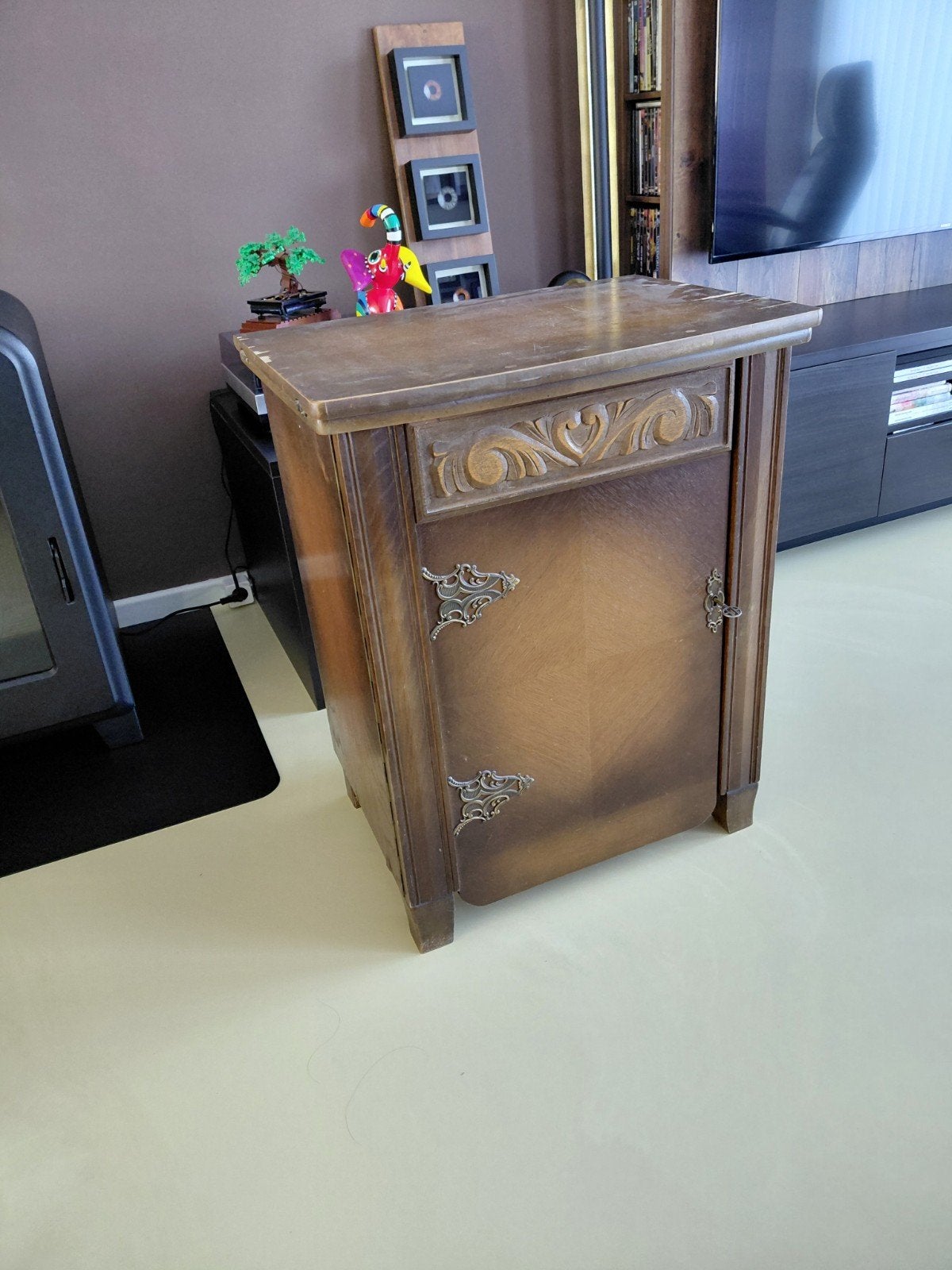 Vintage Vendomatic Naaimachine met kastje en instructieboek., Ophalen of Verzenden, Gebruikt, Naaimachine, Overige merken