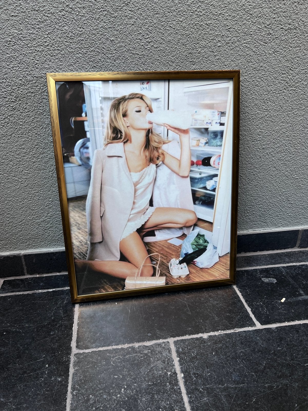 Kate Moss koelkast poster met gouden lijst, Ophalen, Nieuw, Minder dan 50 cm, Foto of Poster