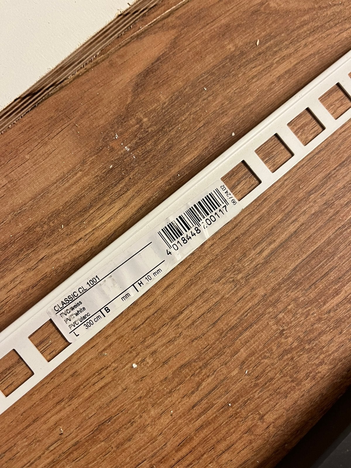 4 meter tegelstrip 10mm wit nieuw, Ophalen, Wandtegels, Nieuw, Minder dan 20 cm