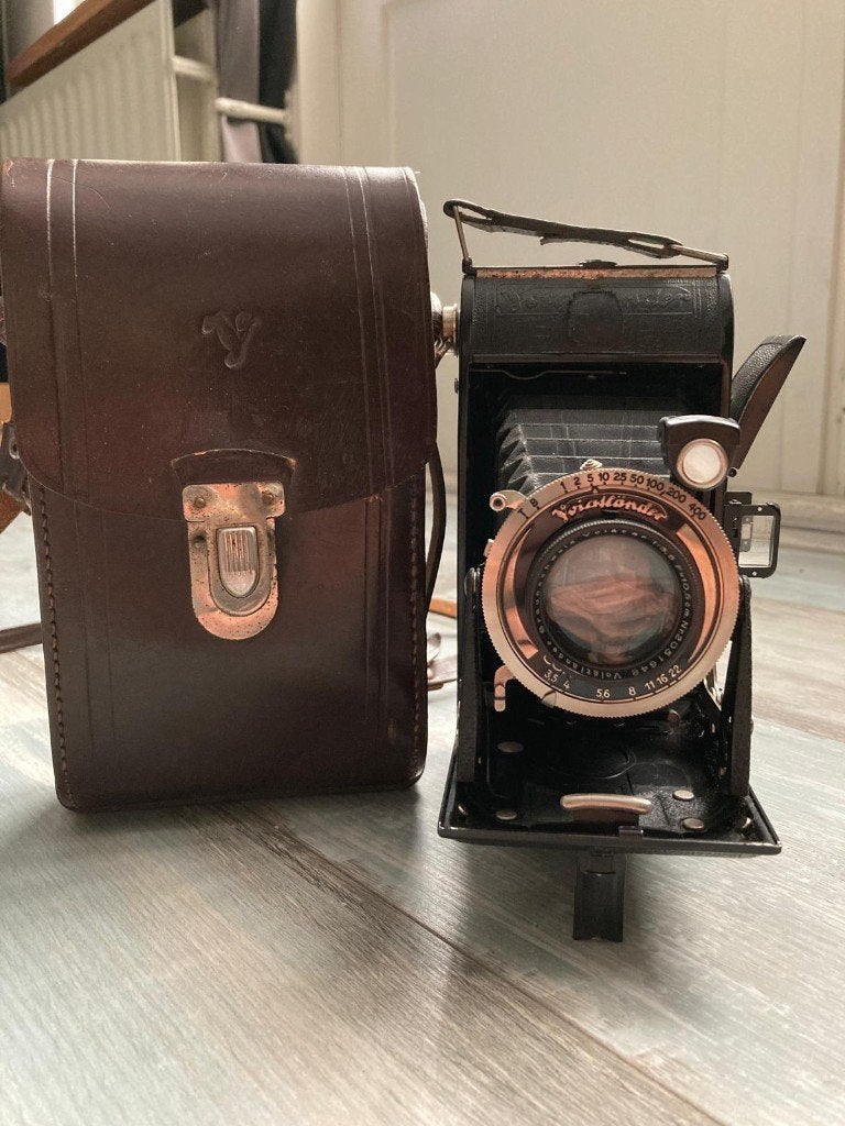 Voigtländer Bessa 6x9 vouwcamera –Voigtar 10,5cm f/3.5 + tas, Audio, Tv en Foto, Fotocamera's Analoog, Ophalen of Verzenden, Compact