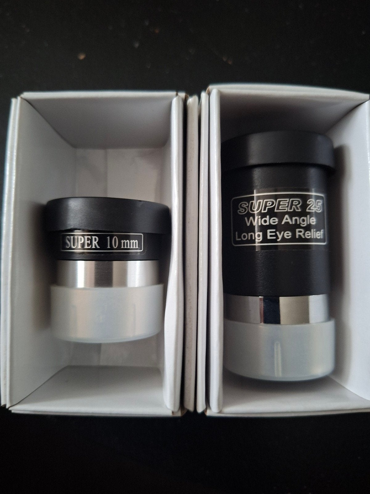 2x oculair 25mm en 10mm nieuw, Ophalen of Verzenden, Nieuw, Lenzentelescoop (refractor)