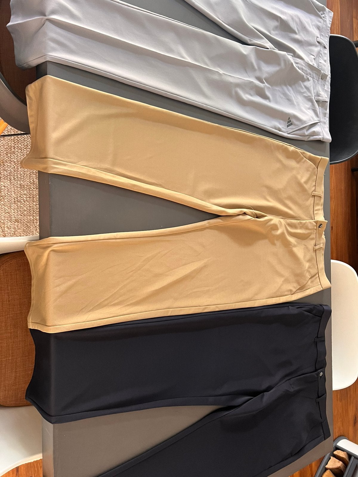 Drie pantalons 36-34, Kleding | Heren, Ophalen of Verzenden, Zo goed als nieuw, Overige maten, Overige kleuren