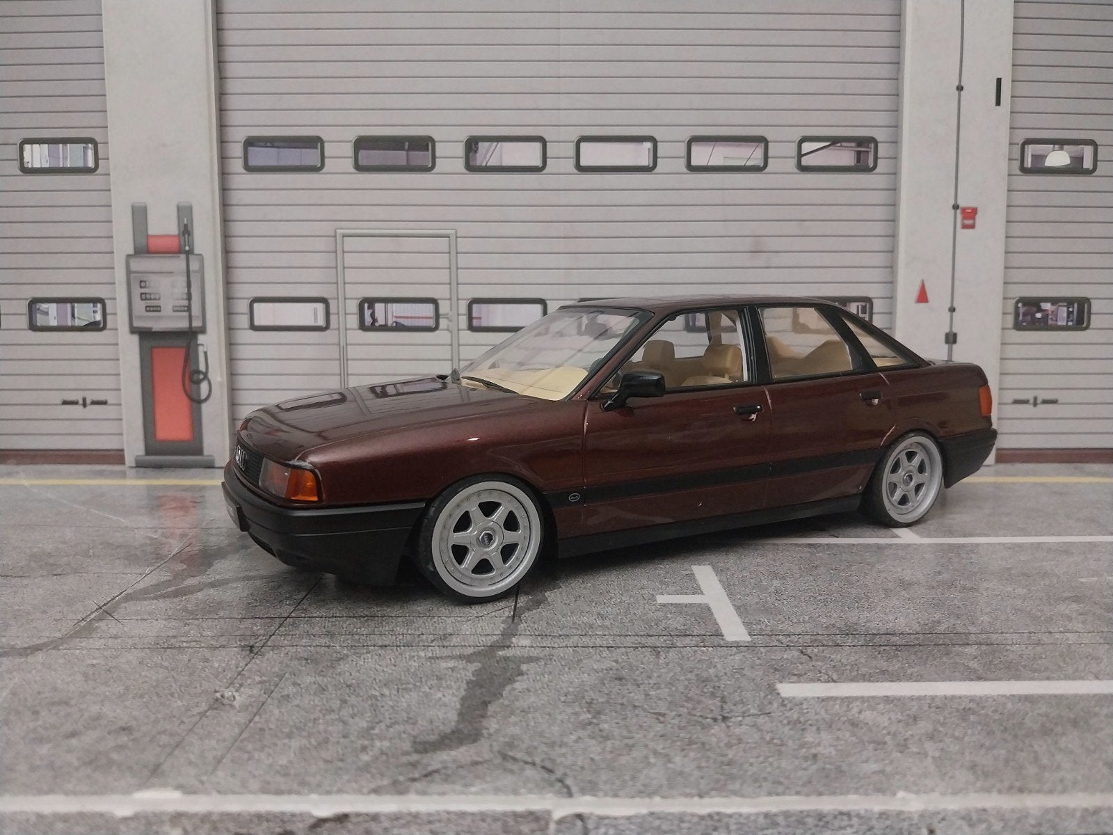 Audi 80 B3 donkerrood metallic, Ophalen of Verzenden, Nieuw, Auto, Overige merken