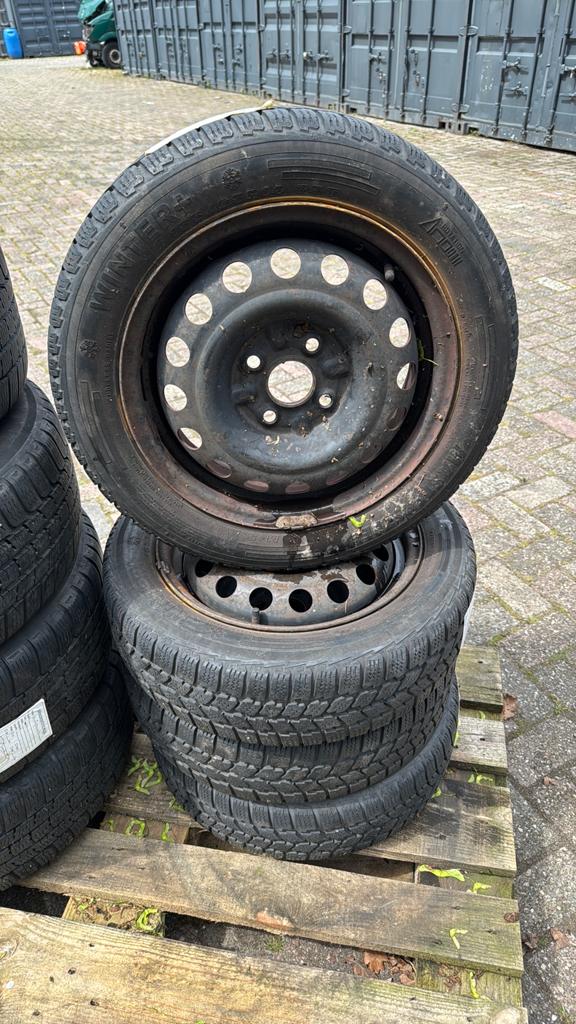 Velgenset toyota aygo 155/65r14, Ophalen, Gebruikt
