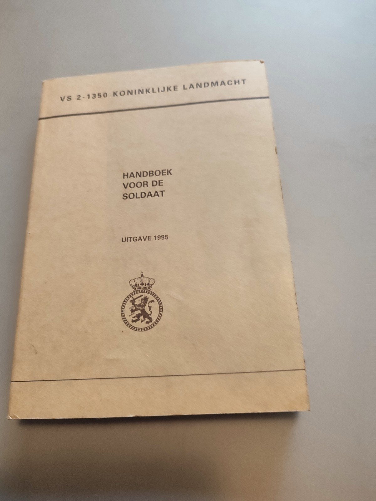 handboek voor de soldaat  1985, Ophalen of Verzenden, Landmacht, Nederland, Boek of Tijdschrift