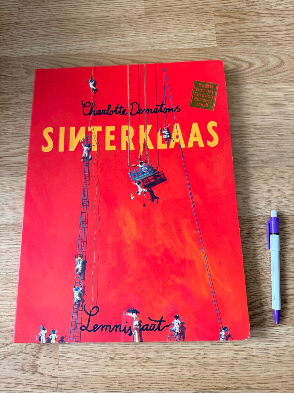 Originele XXL rode sinterklaas boek van charlotte dematons, Diversen, Ophalen of Verzenden