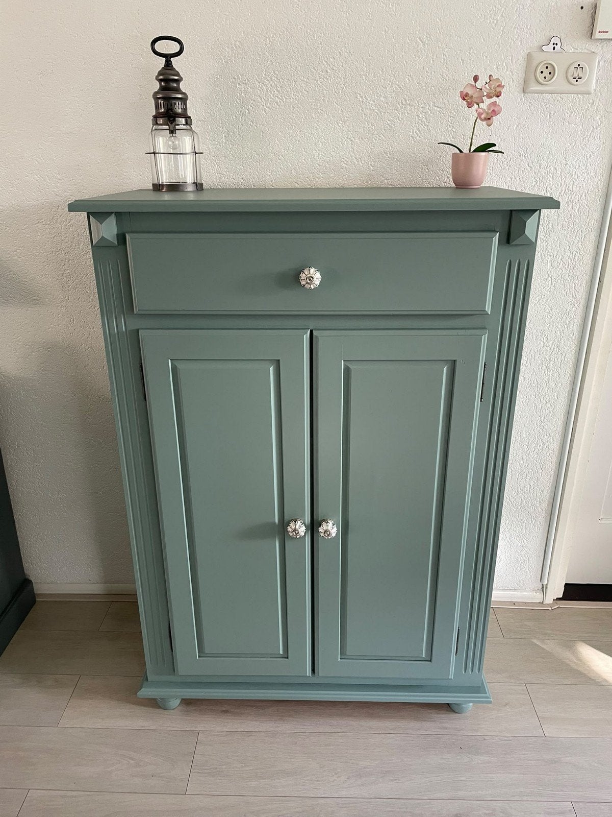 Decoratieve grenen meidenkast Urban green, Ophalen, 100 tot 150 cm, 5 laden of meer, Zo goed als nieuw