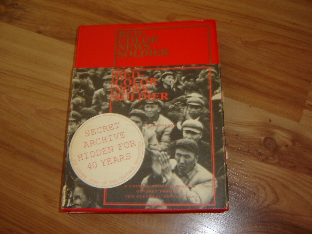 Red-color News soldier Robert Pledge leger soldaat, Verzamelen, Verzenden, Landmacht, Overige gebieden, Boek of Tijdschrift