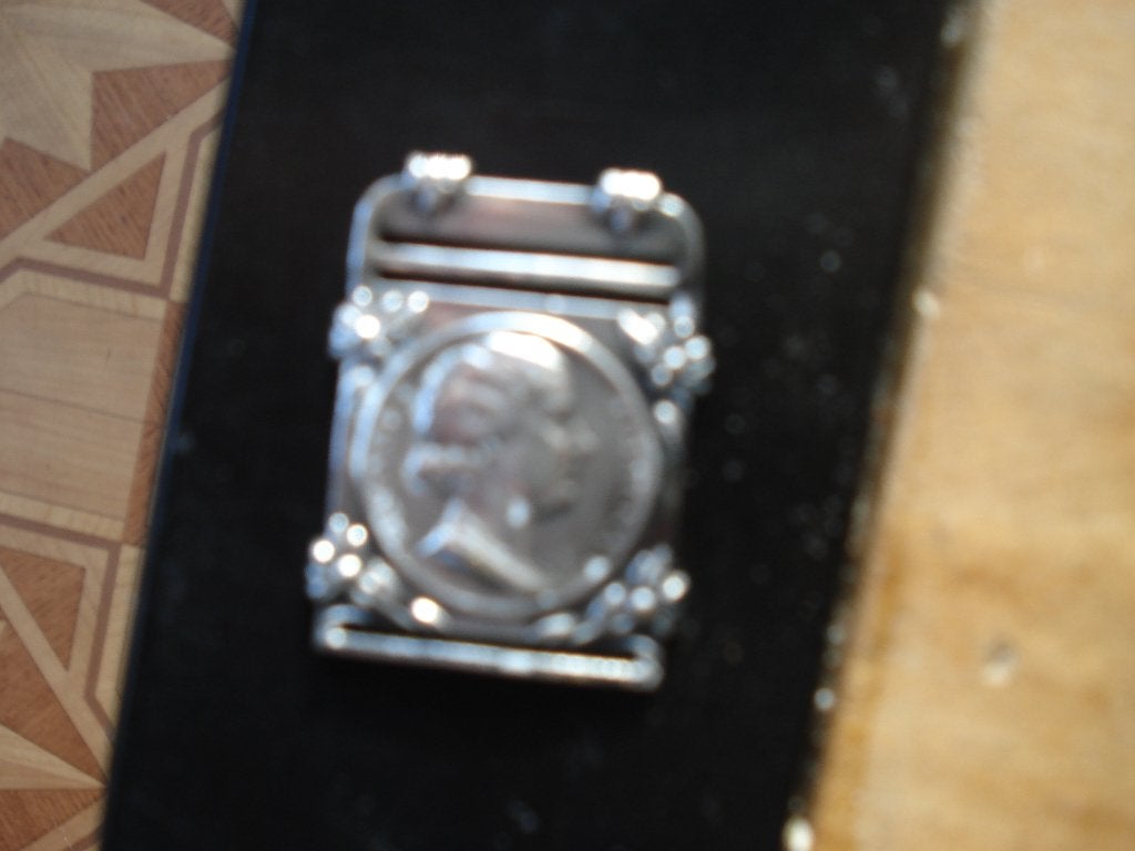 Zilveren lintjesgesp met muntmotief Prinses Juliana, Antiek en Kunst, Ophalen of Verzenden, Zilver