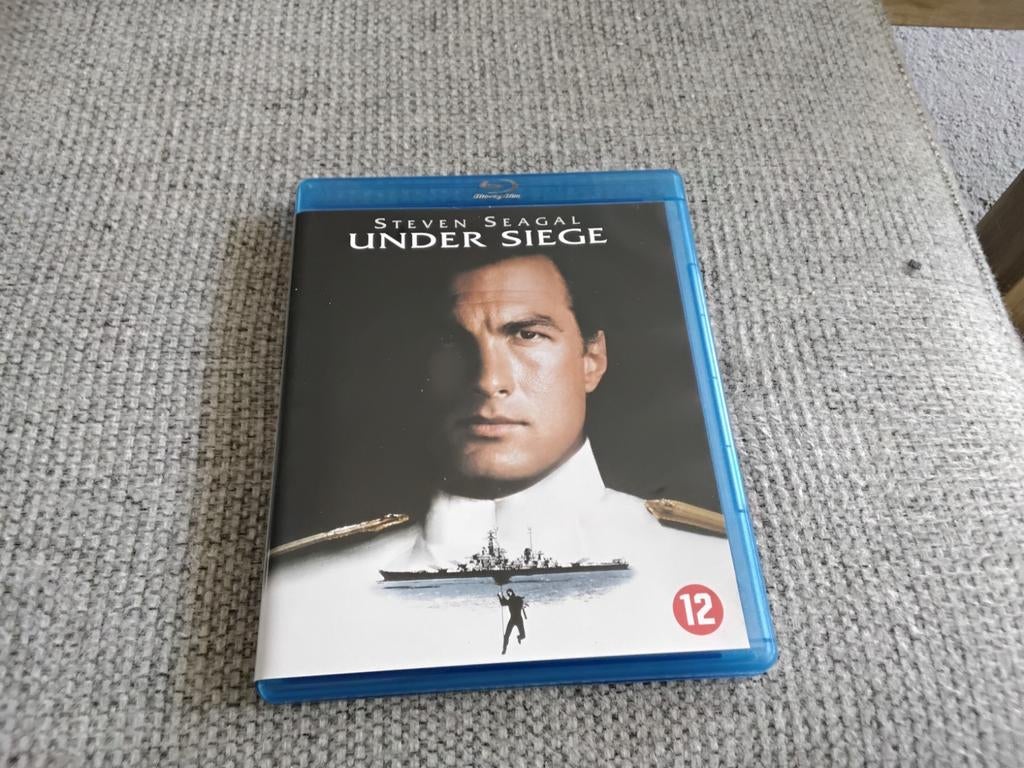 Blu-ray under siege met Steven seagal, Ophalen of Verzenden, Zo goed als nieuw, Actie
