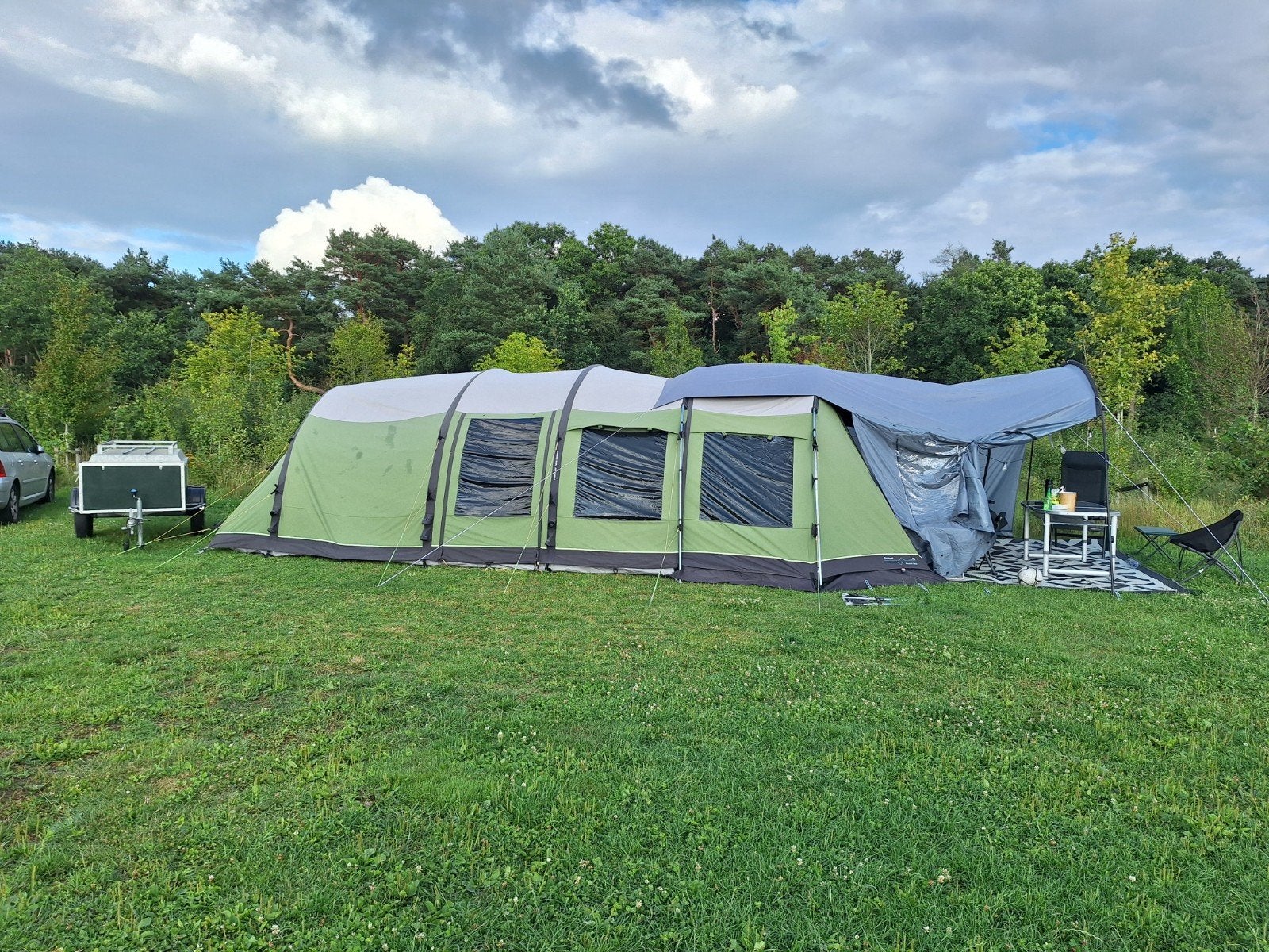 Ruime Outwell phoenix,  6 personen, Caravans en Kamperen, Tenten, Ophalen, Gebruikt