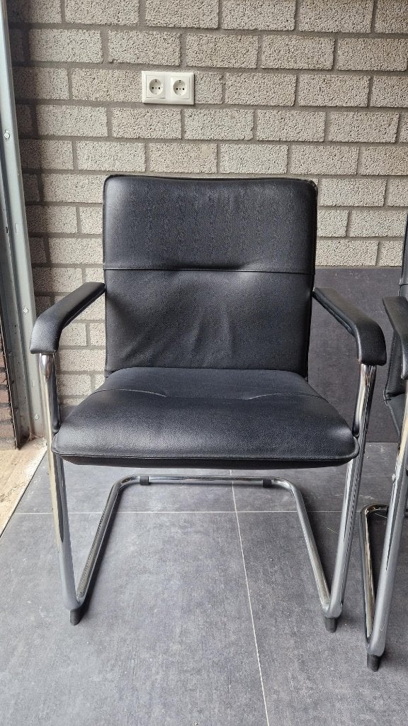 4 stoelen voor aan eettafel, vergadertafel enz., Ophalen, Gebruikt, Zwart, Vier