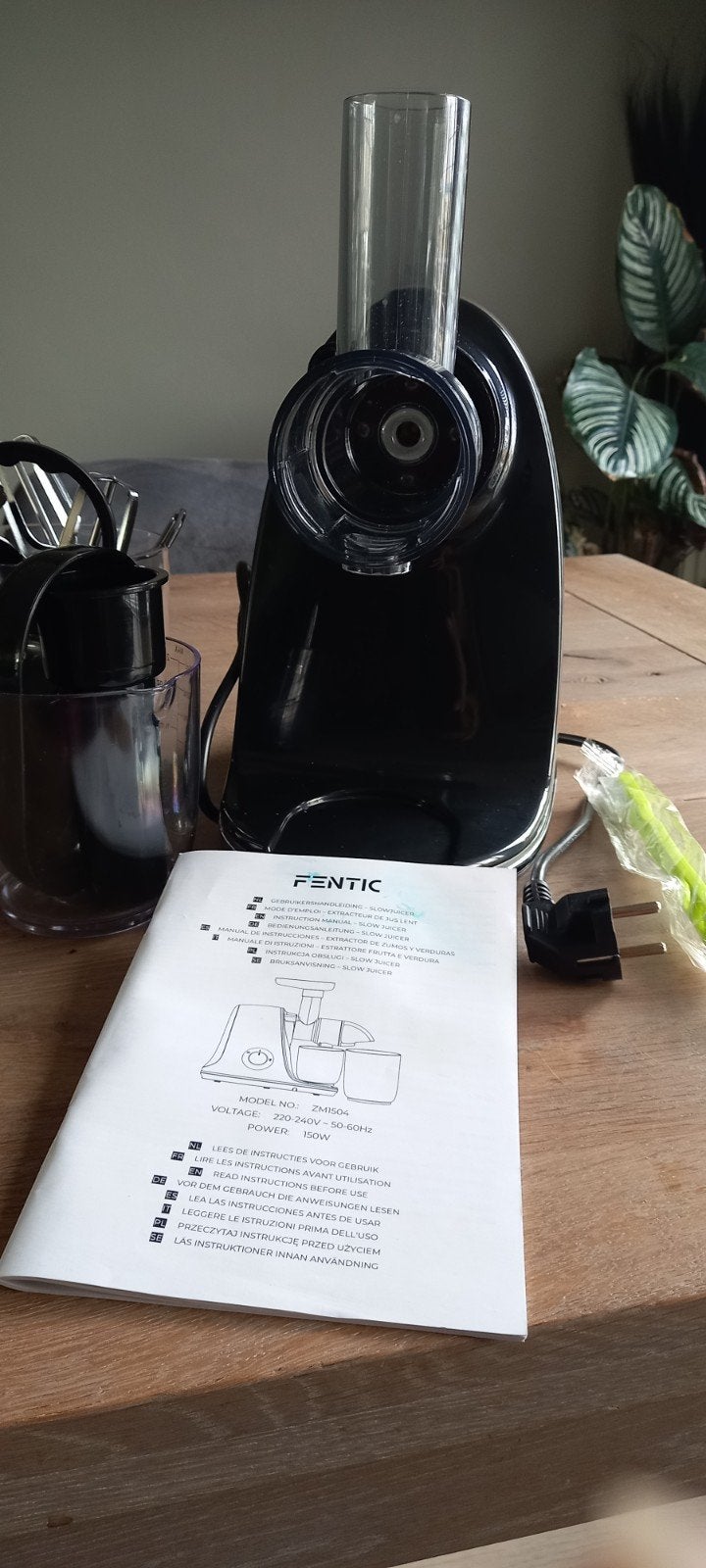 Fentic Slowjuicer ZM1504 - nieuw, Minder dan 1 liter, Ophalen of Verzenden, Zo goed als nieuw, 1 snelheid