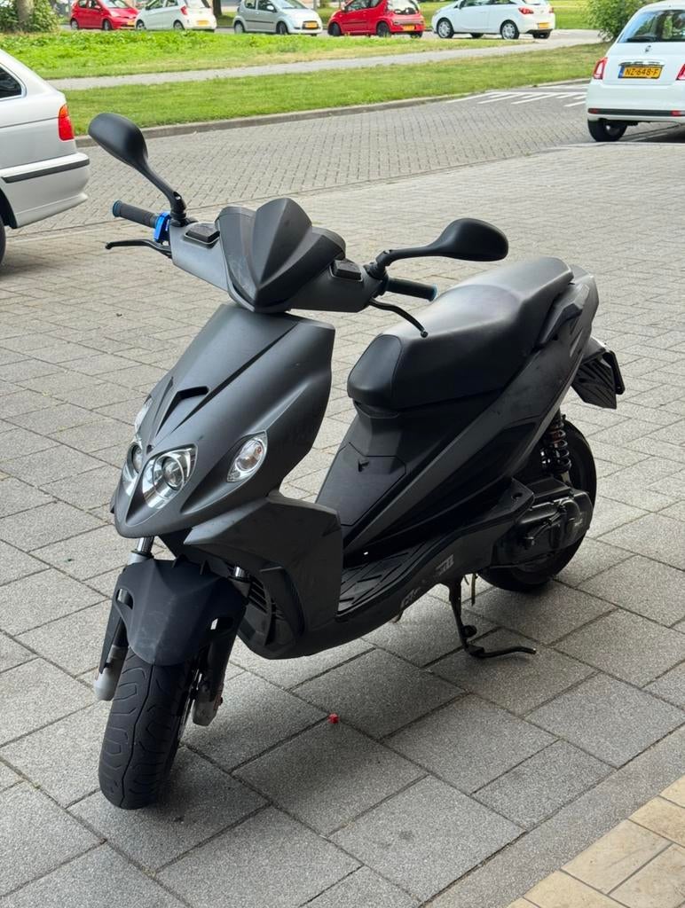Malaguti f12r (WAARDEPEILING!!), Ophalen, Tweetakt, Maximaal 45 km/u, Zo goed als nieuw