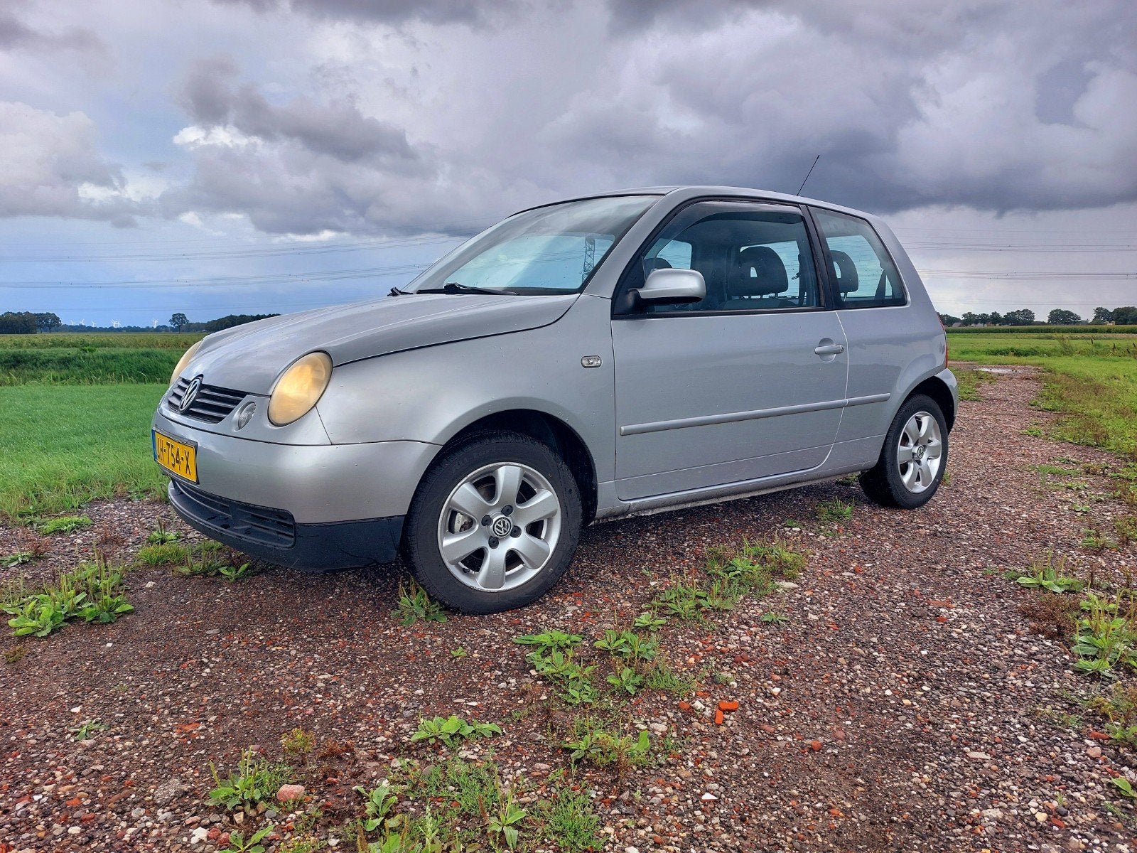 Volkswagen 2002 Grijs, 450 kg, 31 €/maand, 4 stoelen, Particulier