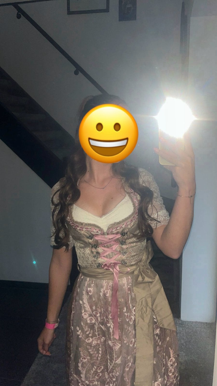 Dirndl - Perfecte staat - Maat 34, Kleding | Dames, Ophalen of Verzenden, Zo goed als nieuw, Knielengte, Roze