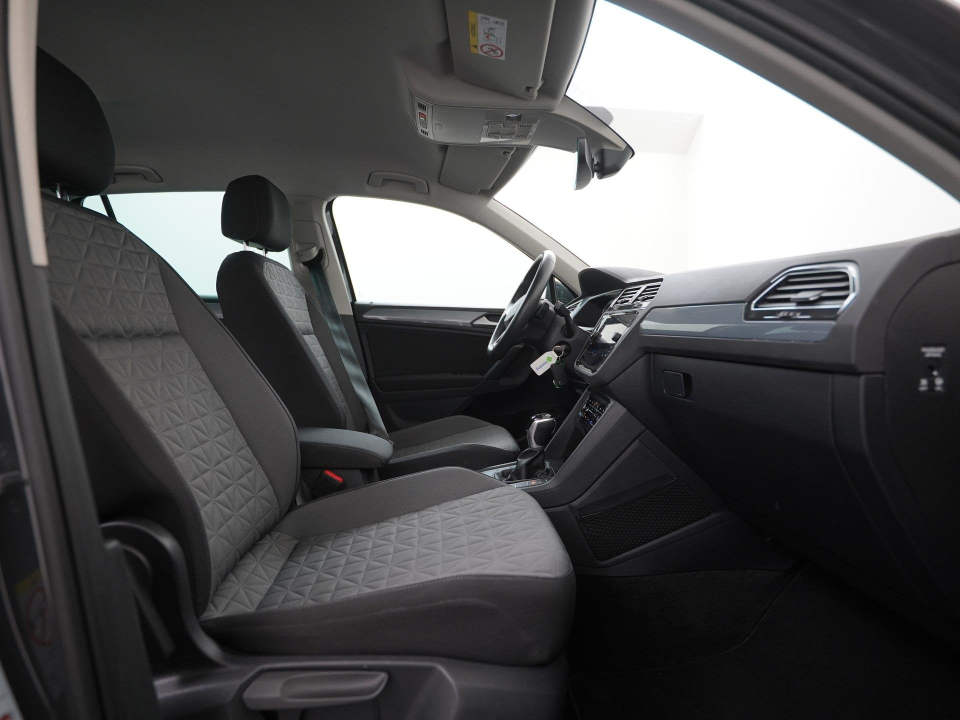 Volkswagen Tiguan 1.4 TSI eHybrid Life | Stoel & Stuurverwar, 12 maanden, Stof, Plug-in hybride, https://media-marktplaats.export.dv.nl/23367423046/document-1.pdf
